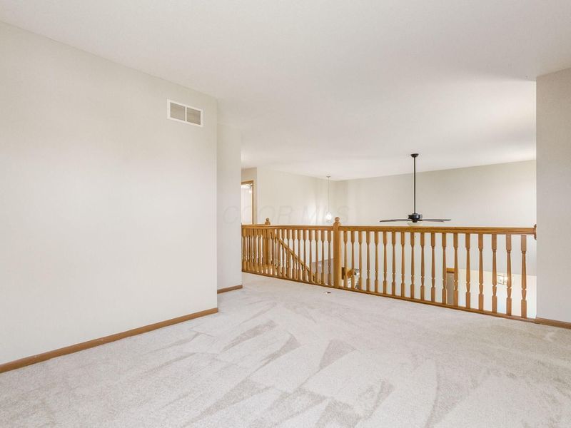 1665 Daffodil Place , Lewis Center, OH 43035 Photo 31