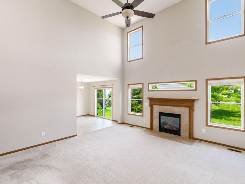1665 Daffodil Place , Lewis Center, OH 43035 Photo 9