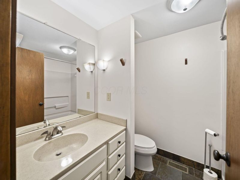 815 Lookout Point Drive, Columbus, OH 43235 Photo 43