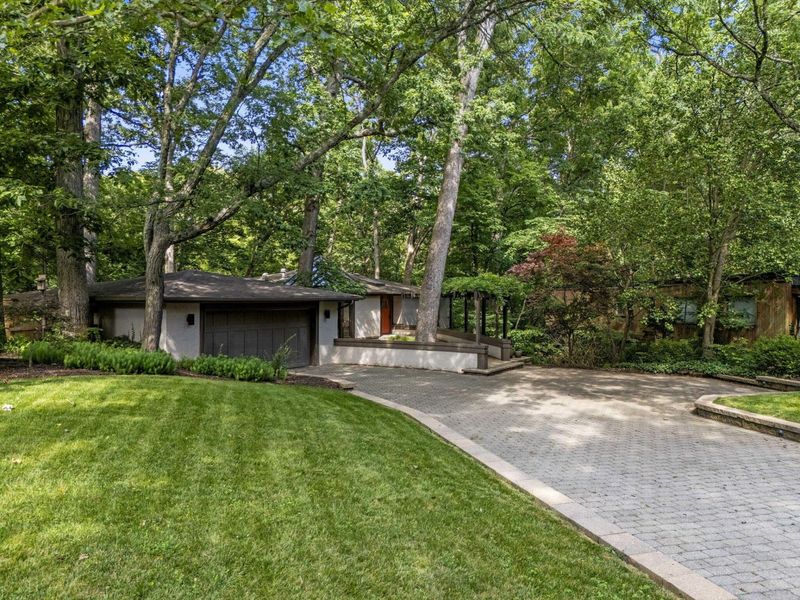 815 Lookout Point Drive, Columbus, OH 43235 Photo 49