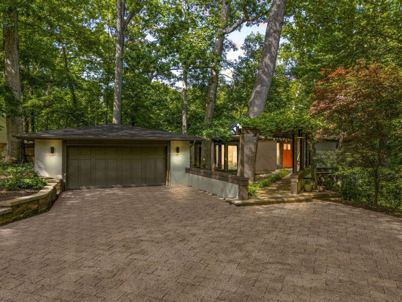 815 Lookout Point Drive, Columbus, OH 43235 Photo 7