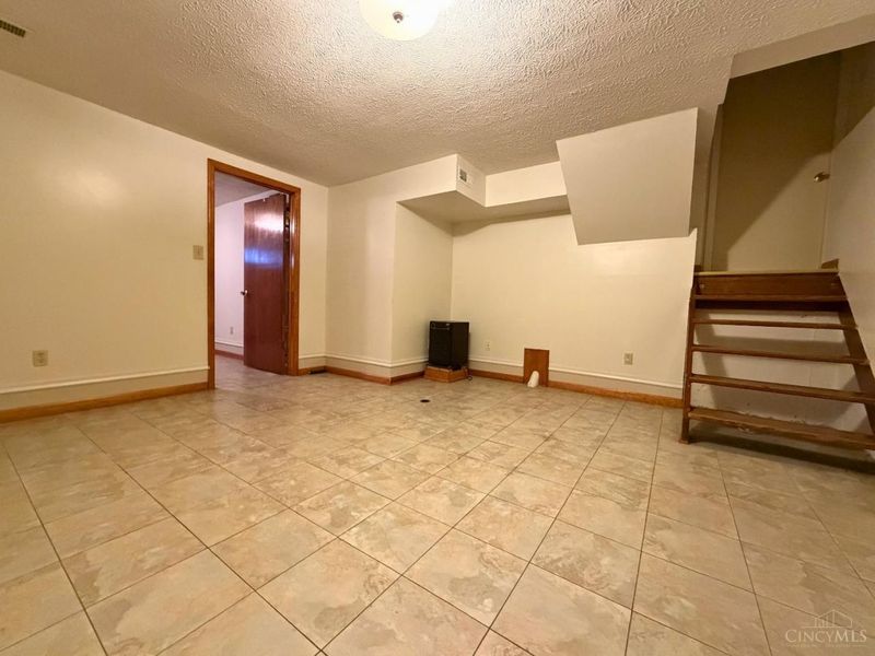 242 Bernard Drive, Monroe, OH 45050 Photo 27