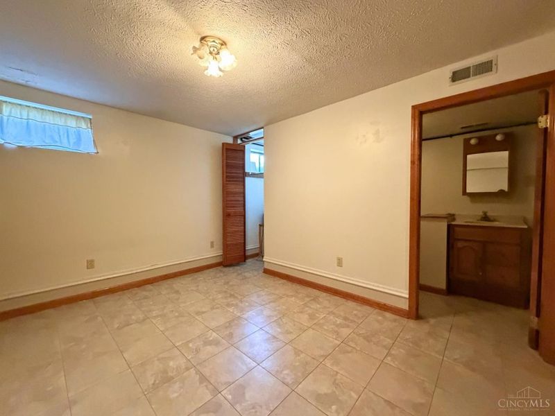 242 Bernard Drive, Monroe, OH 45050 Photo 28