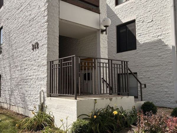 342 W Miner Street , Unit 1A, Arlington Heights, IL 60005