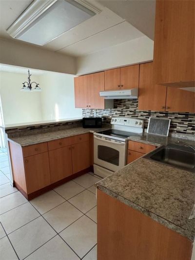 15690 SW 82nd Circle Lane, Unit 9-12, Miami, FL 33193 Photo