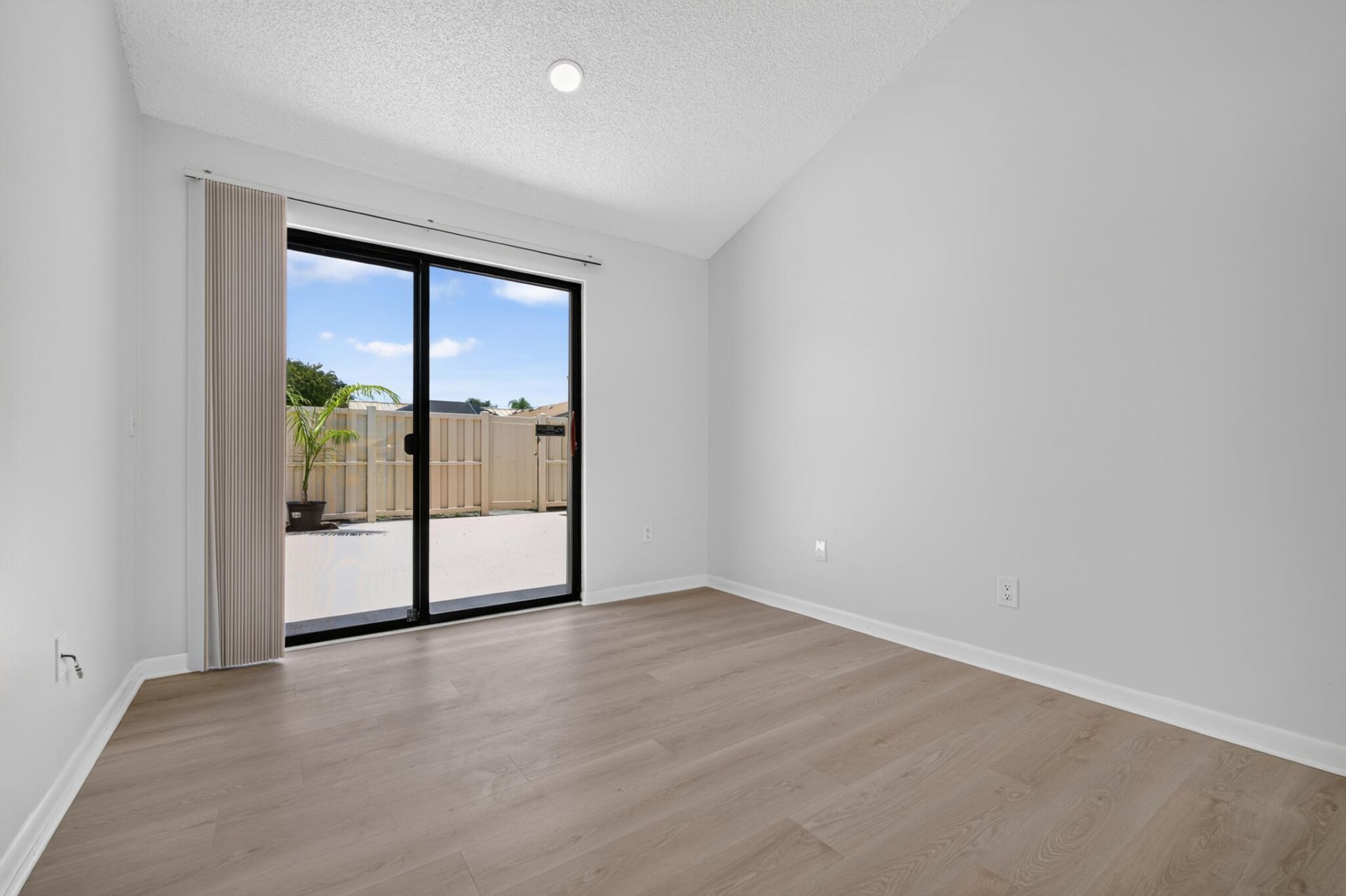 5620 Eagle Lake Drive, Palm Beach Gardens, FL 33418 Photo
