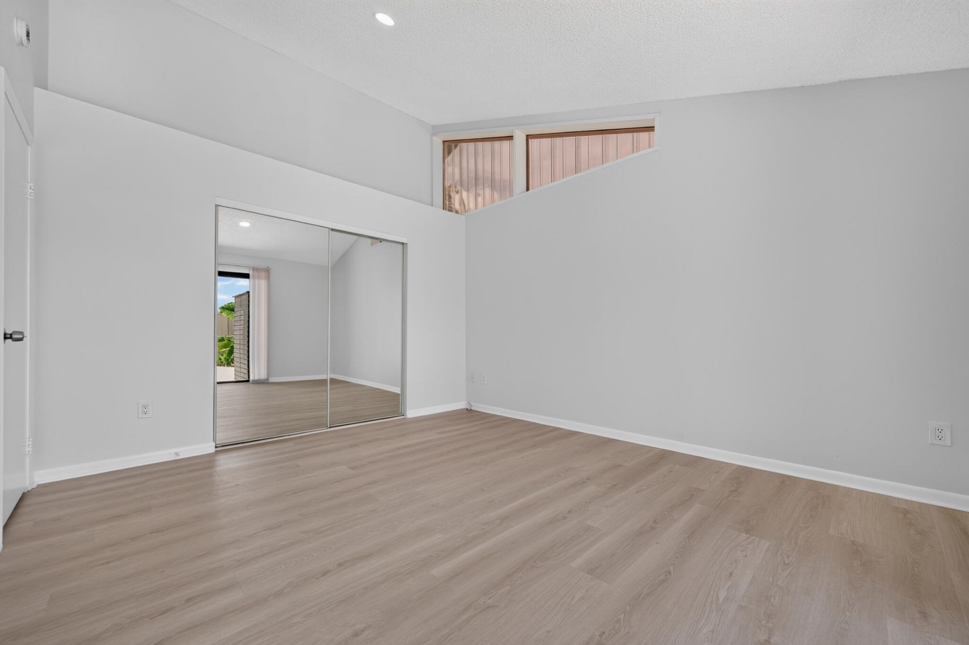 5620 Eagle Lake Drive, Palm Beach Gardens, FL 33418 Photo