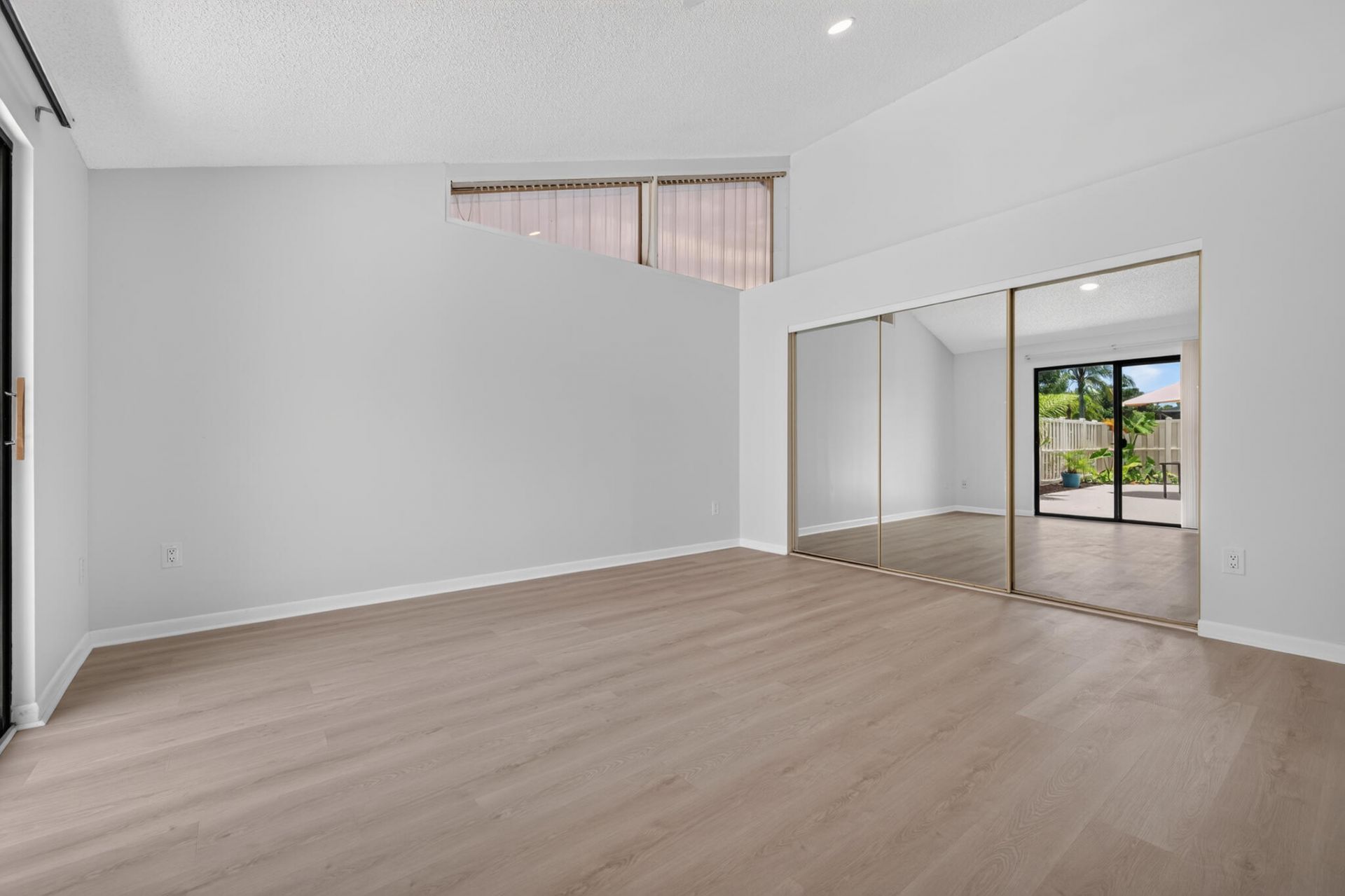 5620 Eagle Lake Drive, Palm Beach Gardens, FL 33418 Photo