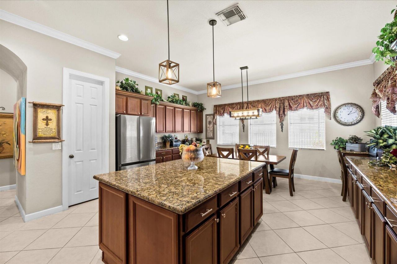 5718 SW Bald Eagle Drive, Palm City, FL 34990 Photo