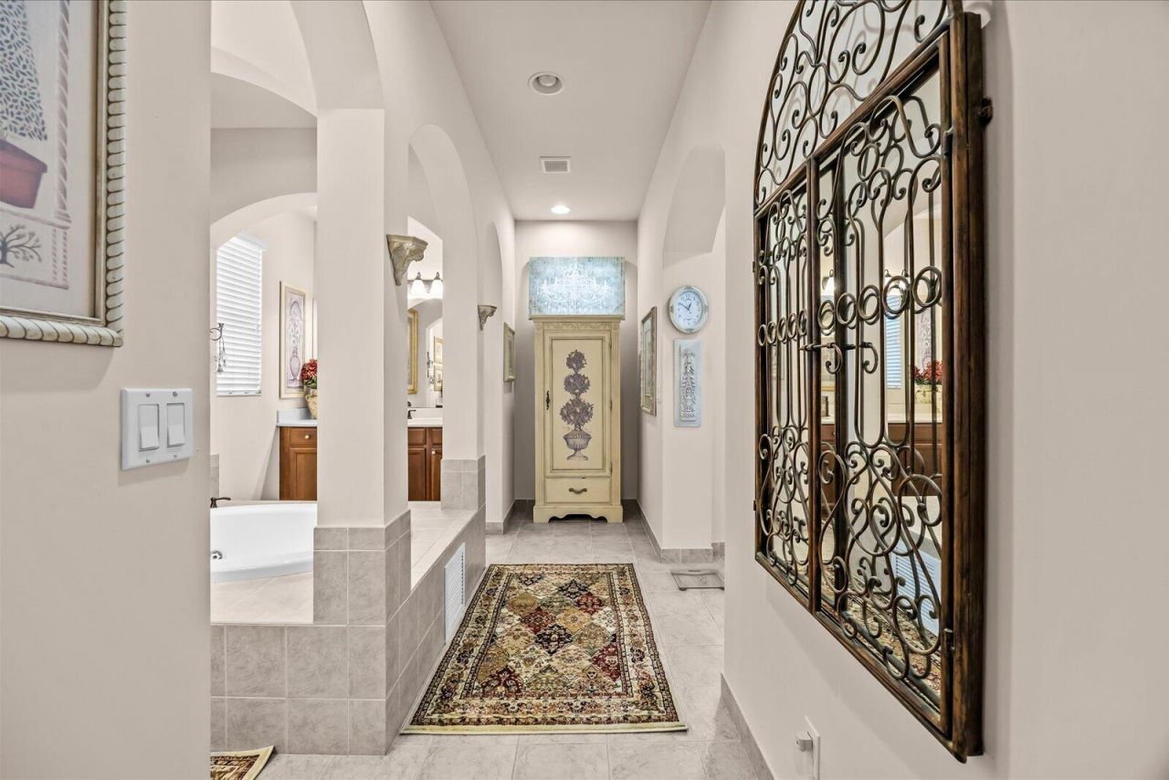 5718 SW Bald Eagle Drive, Palm City, FL 34990 Photo
