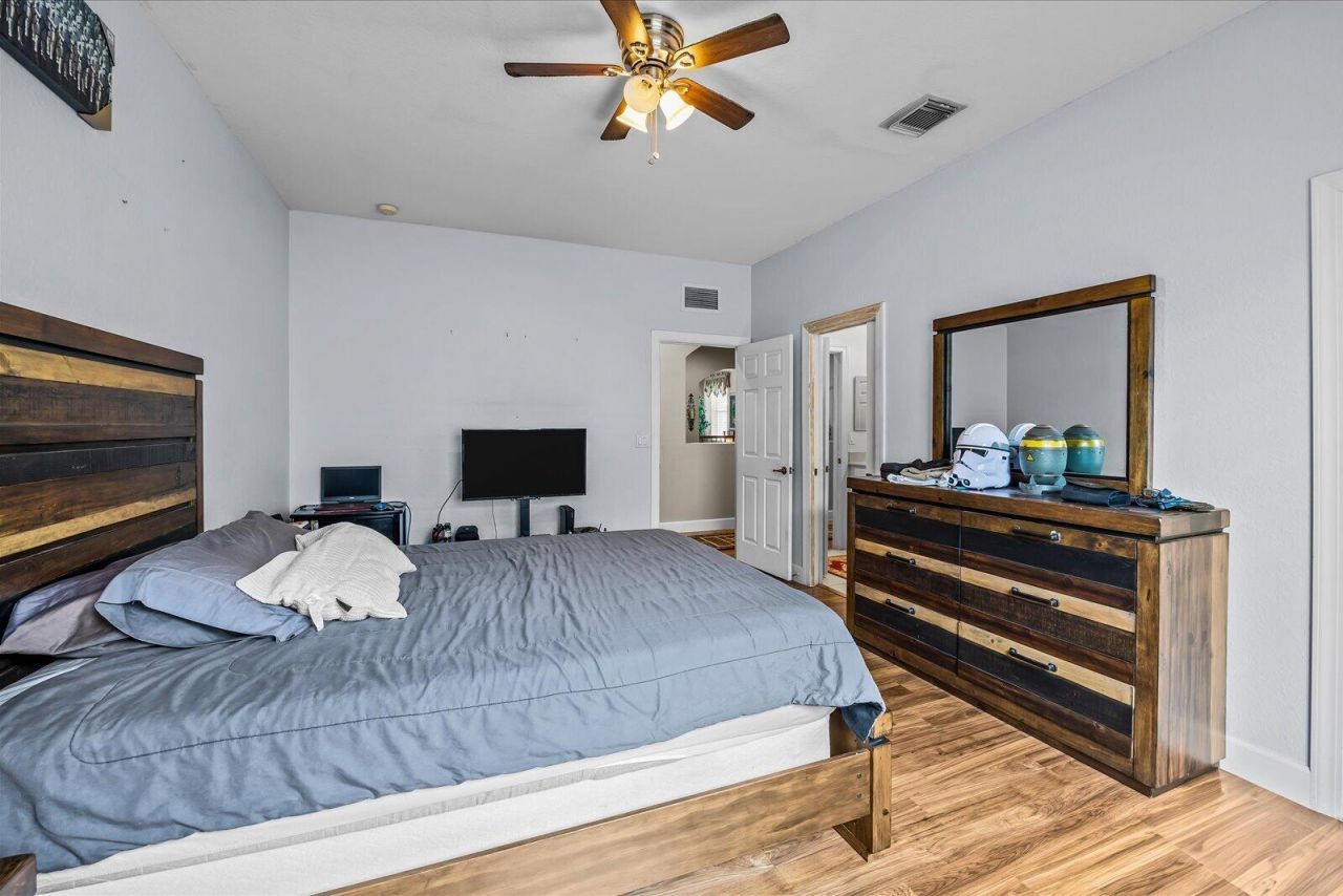 5718 SW Bald Eagle Drive, Palm City, FL 34990 Photo
