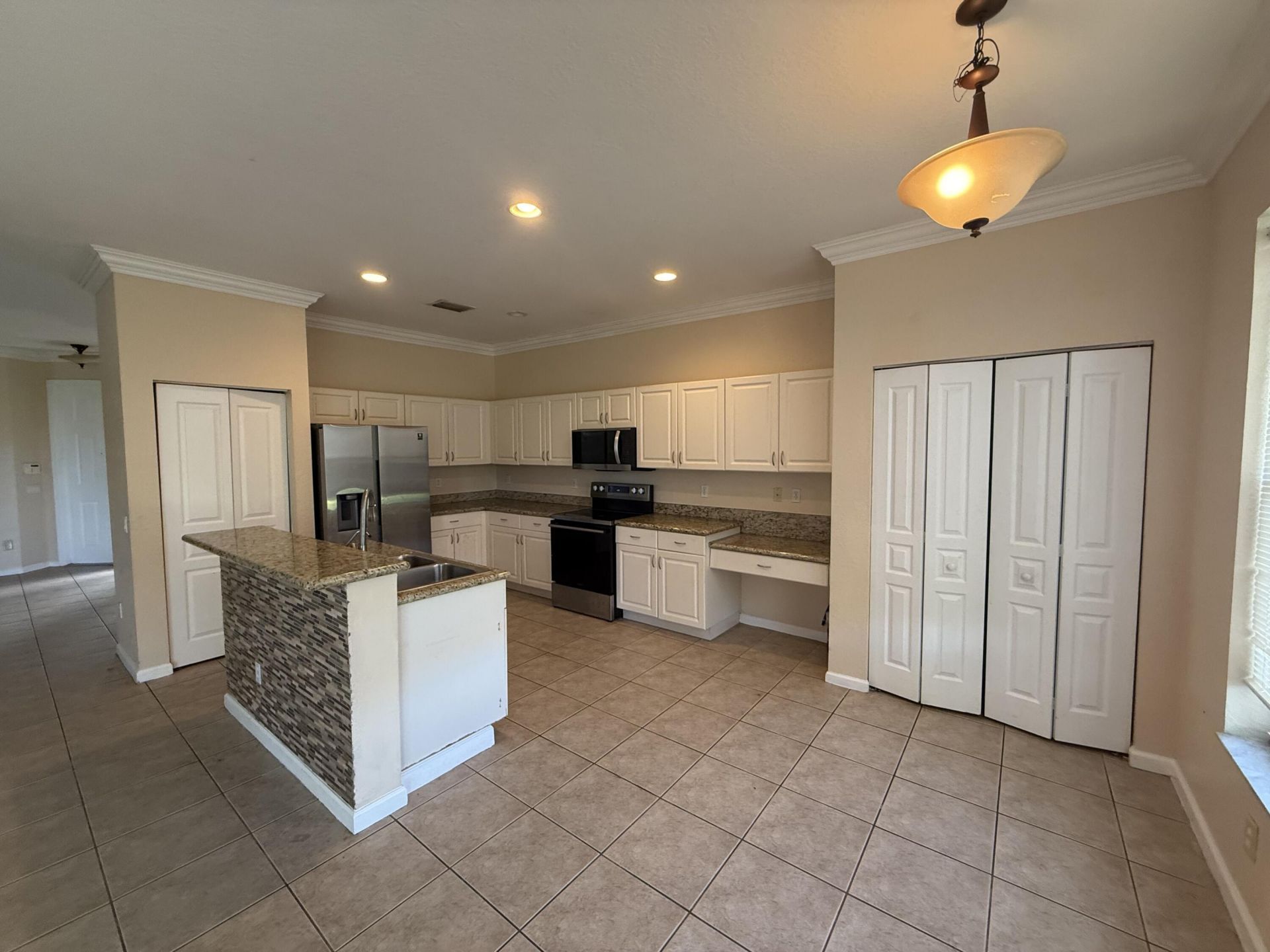 624 Garden Cress Trail, Royal Palm Beach, FL 33411 Photo