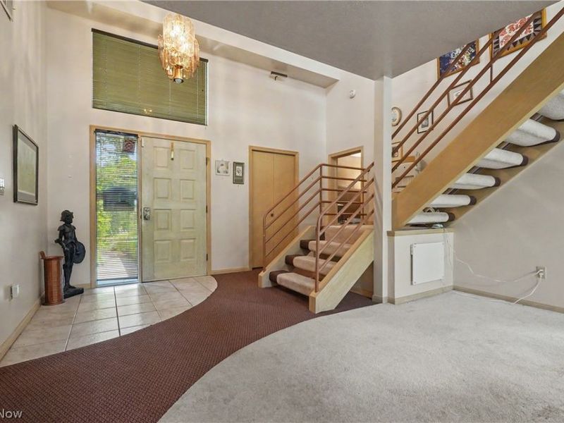 2214 Stone Creek Trail, Cuyahoga Falls, OH 44223 Photo 6