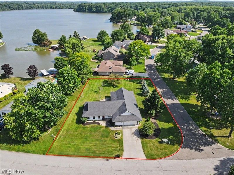 3854 Surfside Circle, Aurora, OH 44202 Photo 4