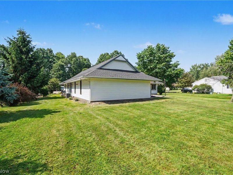3854 Surfside Circle, Aurora, OH 44202 Photo 6