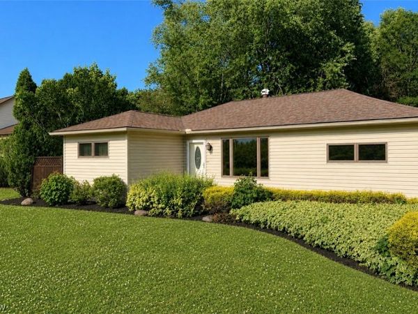 4148 Sherman Road , Kent, OH 44240