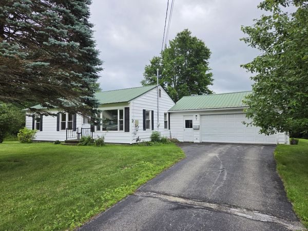 7 Turner Lane, Paris, ME 04281