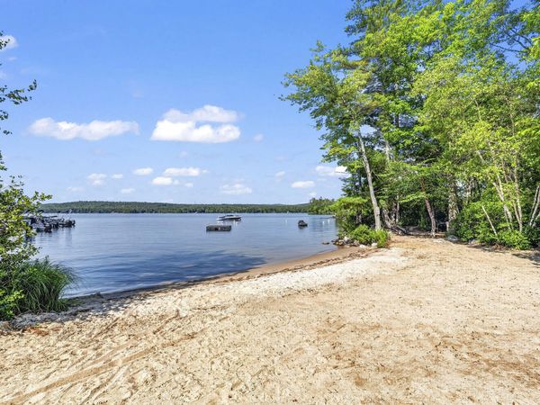 18 Lisa Lane, Naples, ME 04055