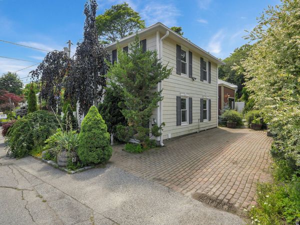 35 Kings Lane, Ogunquit, ME 03907