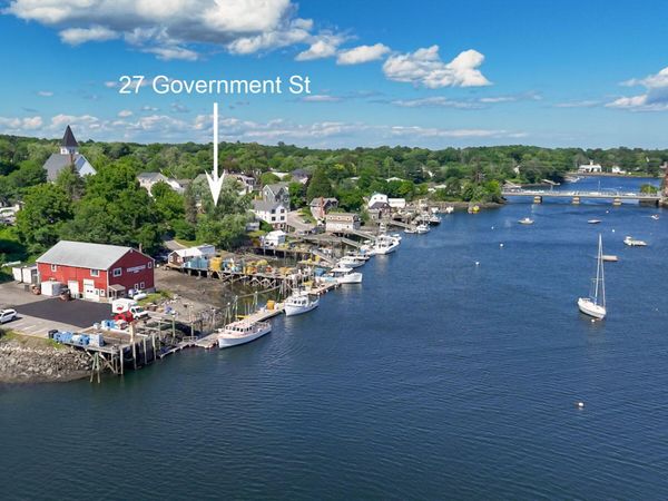 27 Government Street, Unit 27, Kittery, ME 03904