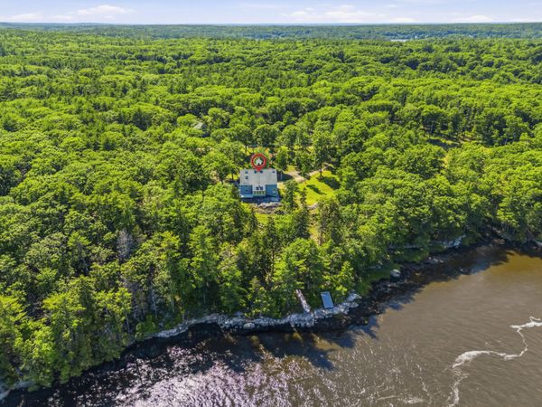 64 Pleasant Cove Road, Phippsburg, ME 04562