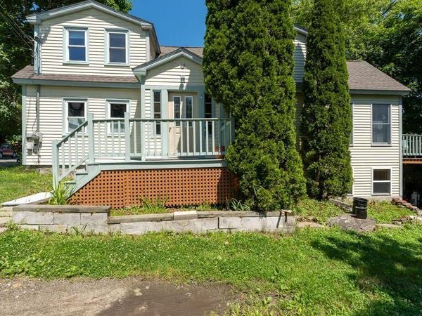 4 Back Hill Street , Bowdoinham, ME 04008
