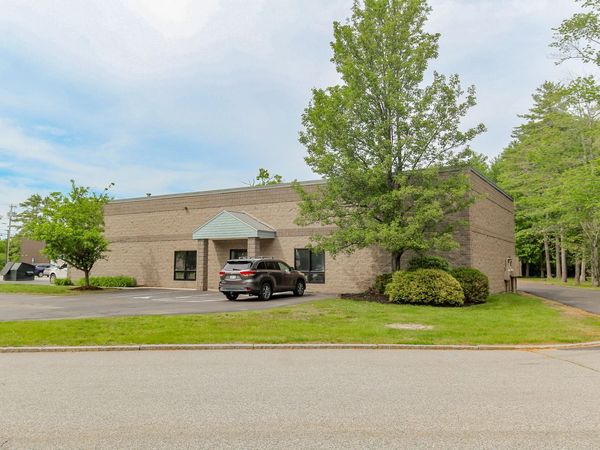 26 Evergreen Drive , Portland, ME 04103