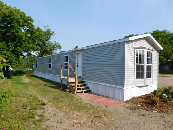 58 Fleming Street, Lincoln, ME 04457
