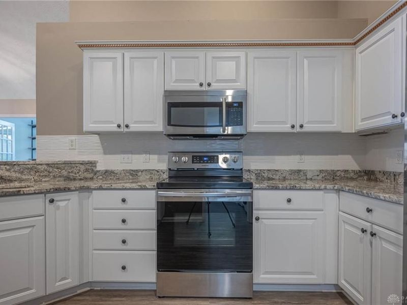 221 Villa Pointe Drive, Springboro, OH 45066 Photo 11