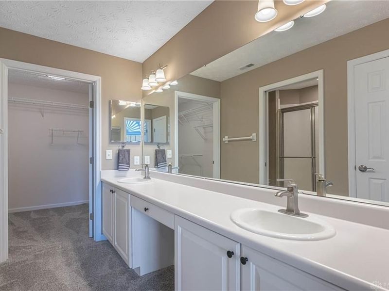 221 Villa Pointe Drive, Springboro, OH 45066 Photo 23