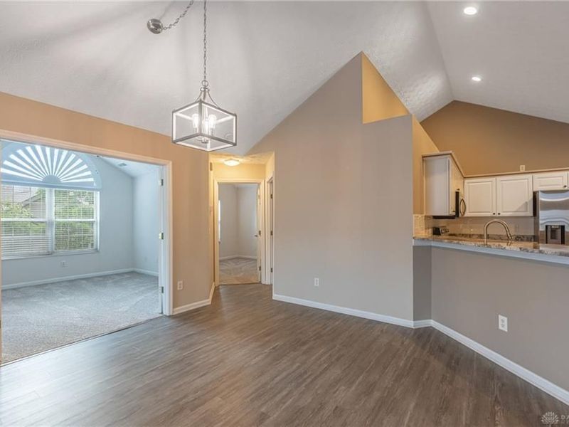 221 Villa Pointe Drive, Springboro, OH 45066 Photo 5