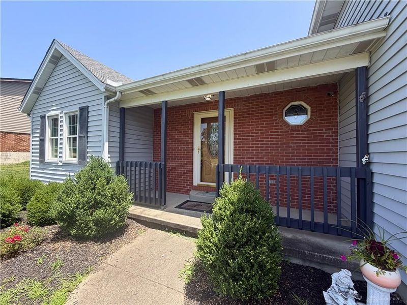 242 Bernard Drive, Monroe, OH 45050 Photo 2