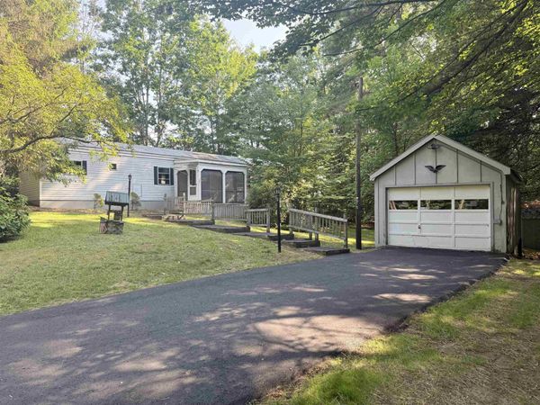 9 Corliss Hill Road, Meredith, NH 03253