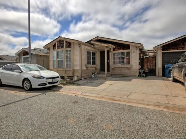 704 Garner Avenue, Unit 30, Salinas, CA 93905