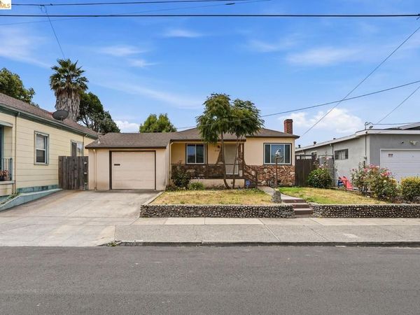 2364 Grant AVE, Richmond, CA 94804