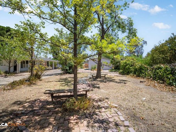 1218 Baldwin, Bakersfield, CA 93304