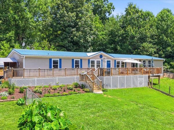 586 Havenwood Way, Dandridge, TN 37725