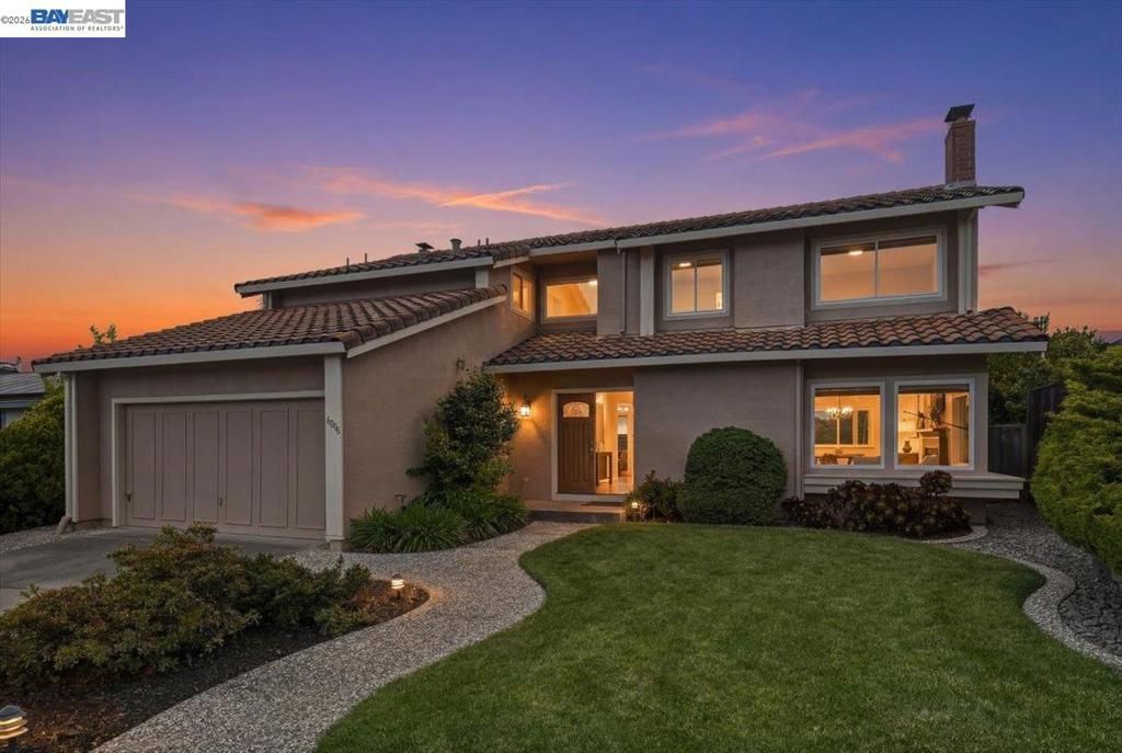 6086 Bellingham Dr, Castro Valley, CA 94552 Main Photo