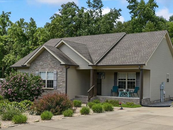 390 Marys Ln, Lafayette, TN 37083
