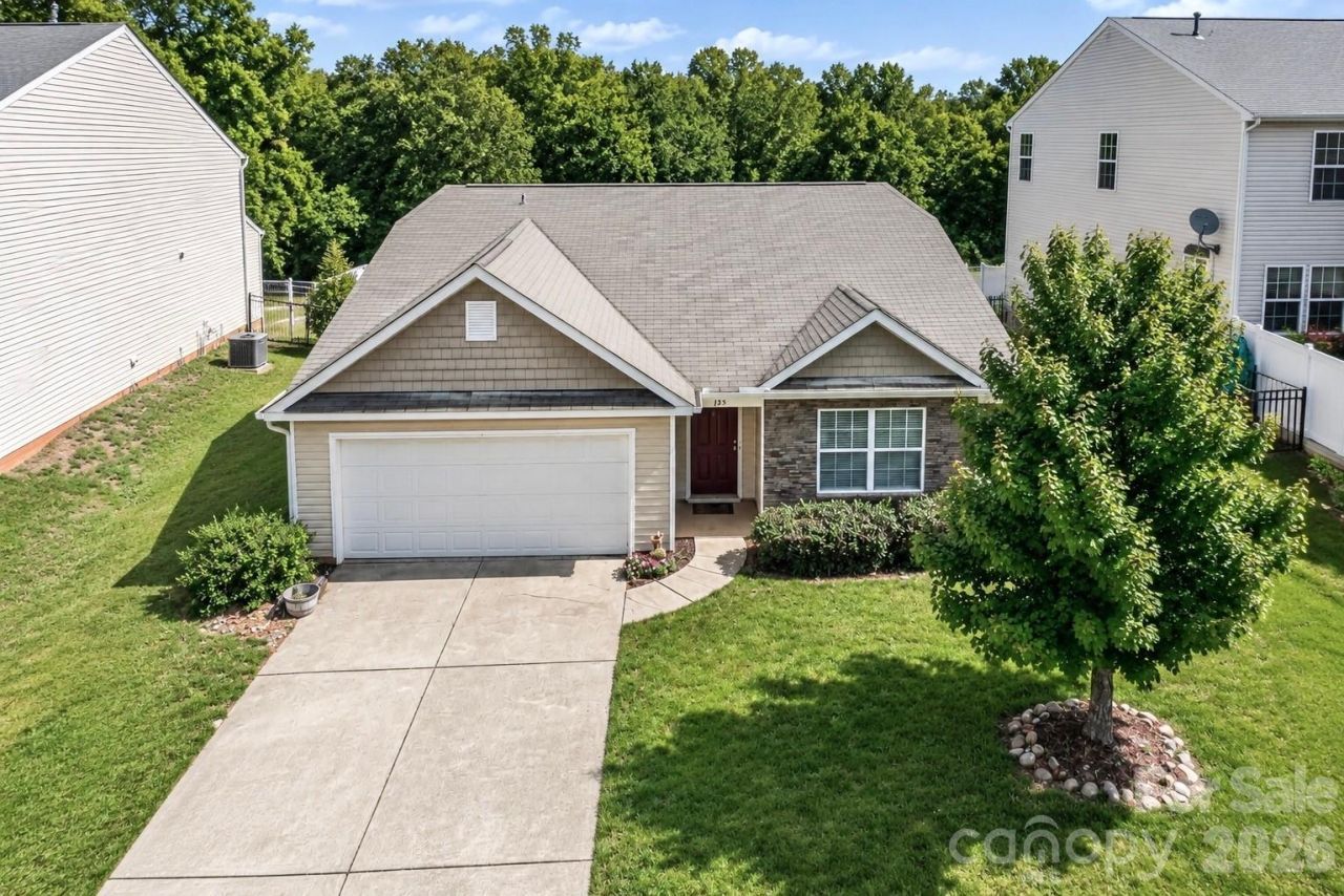 135 Mossy Pond Road, Statesville, NC 28677 Main Photo