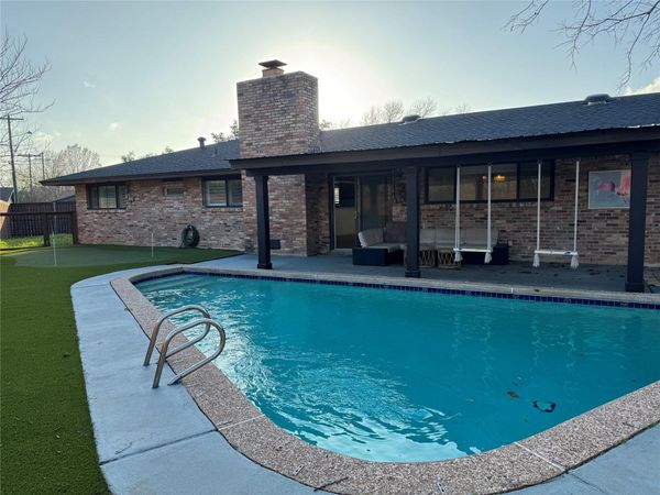6601 Columbia DR, Austin, TX 78723