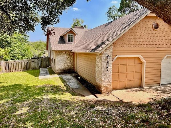 367 Fantail LOOP, Unit B, Austin, TX 78734