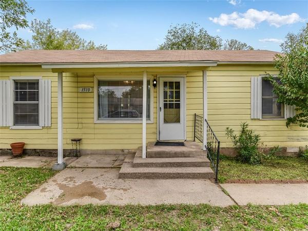 1510 E Main ST E, Round Rock, TX 78664