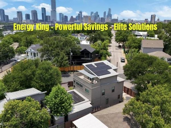 2201 E 9th ST, Austin, TX 78702
