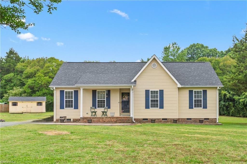 2563 Foxfire Lane, Burlington, NC 27217 Main Photo