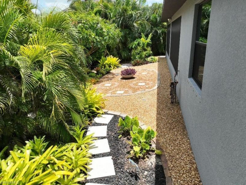 111 S Bahama Ave , Marco Island, FL 34145 Photo