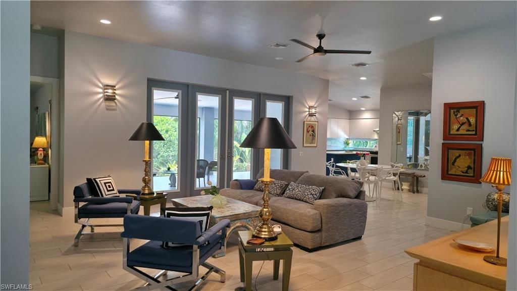 111 S Bahama Ave , Marco Island, FL 34145 Photo