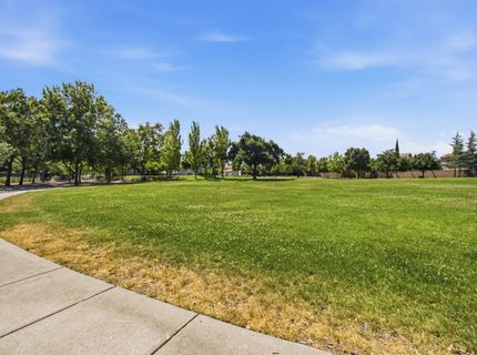 2192 New Hampshire Way, Sacramento, CA 95835 Photo