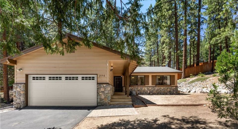 256 Mcfaul Way, Zephyr Cove, NV 89448 Photo