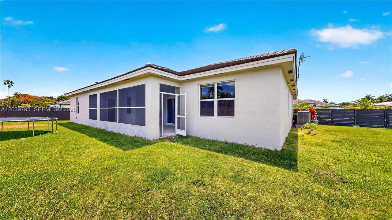 28909 SW 186th Ave , Homestead, FL 33030 Photo